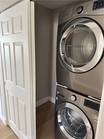 138 E 60th Street, Los Angeles, CA 90003