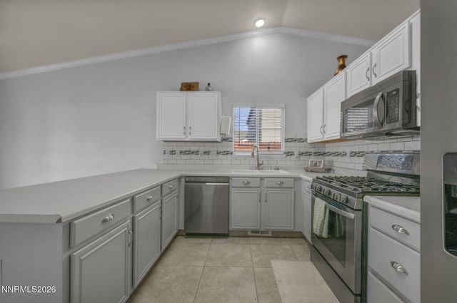 17527 Sunstone Court, Reno, NV 89508