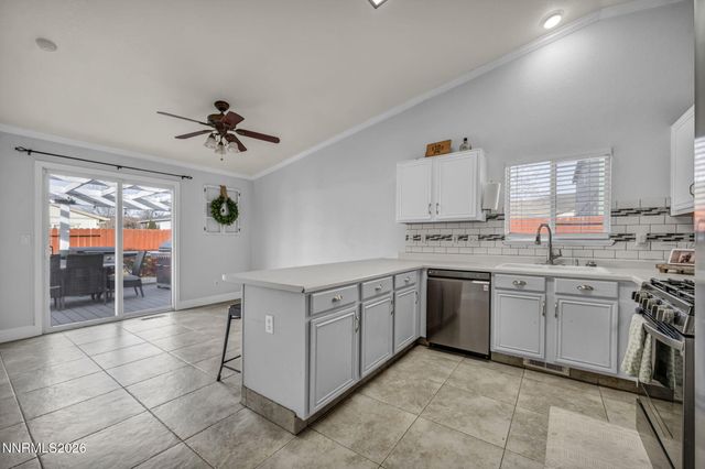 17527 Sunstone Court, Reno, NV 89508