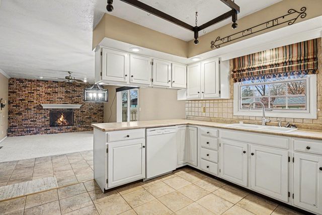 23113 Sheri Lane, Elkhart, IN 46514