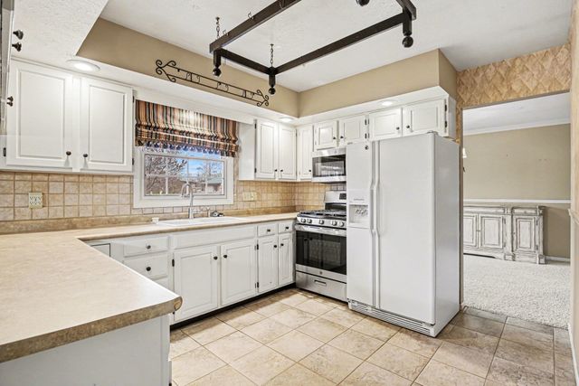 23113 Sheri Lane, Elkhart, IN 46514