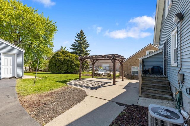 3318 Florist AVENUE, Milwaukee, WI 53209