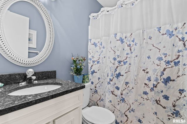 217 Walnut Valley Drive, Springfield, IL 62707