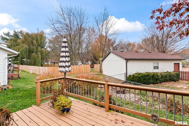 217 Walnut Valley Drive, Springfield, IL 62707