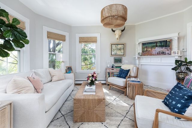 135 Antrim C, Cambridge, MA 02139