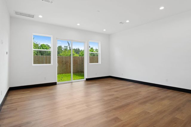 4439 Gunter Street, Houston, TX 77020