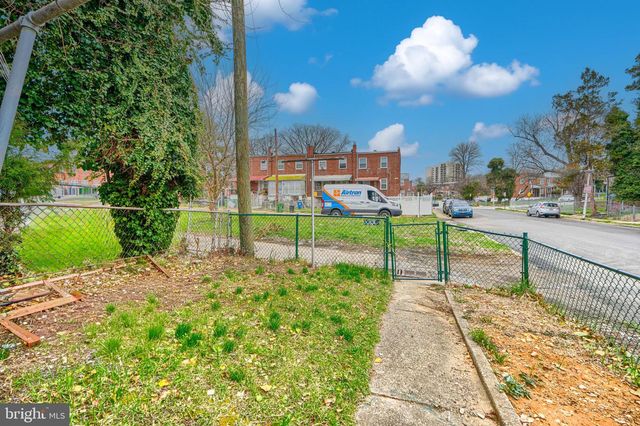 240 N MONASTERY AVE, Baltimore, MD 21229