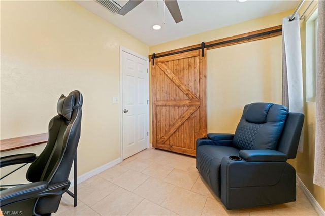 1006 April LN, North Fort Myers, FL 33903