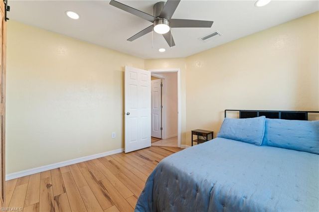 1006 April LN, North Fort Myers, FL 33903