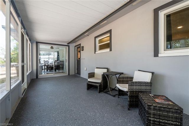 1006 April LN, North Fort Myers, FL 33903