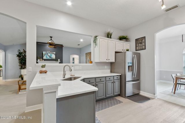 1531 LOCKEND Court, Jacksonville, FL 32221