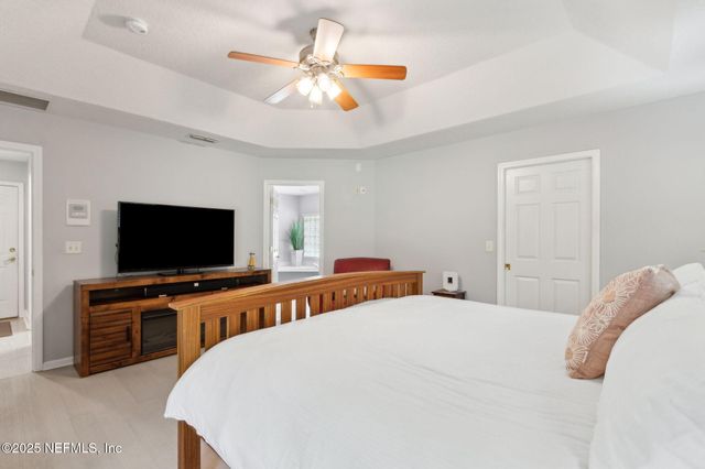 1531 LOCKEND Court, Jacksonville, FL 32221