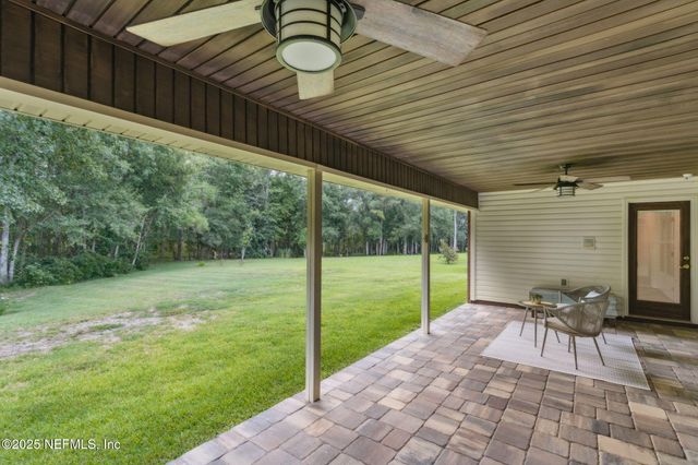 1531 LOCKEND Court, Jacksonville, FL 32221