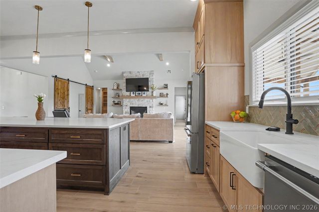 16014 N Memorial Drive, Collinsville, OK 74021