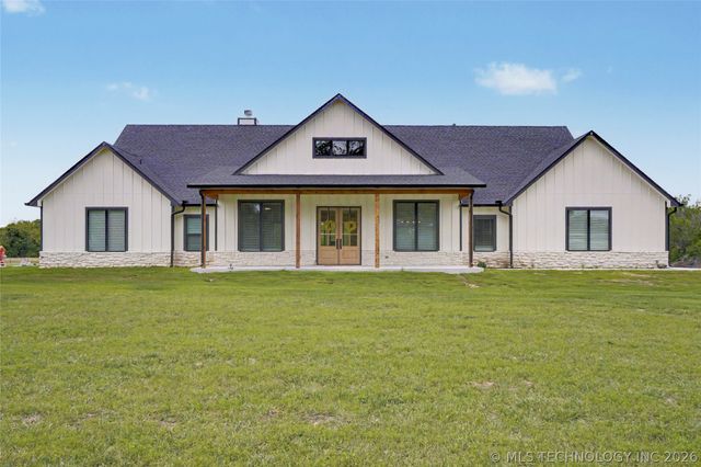 16014 N Memorial Drive, Collinsville, OK 74021