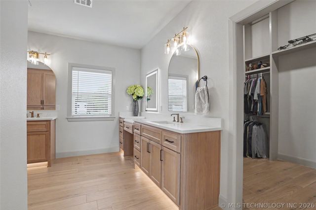 16014 N Memorial Drive, Collinsville, OK 74021