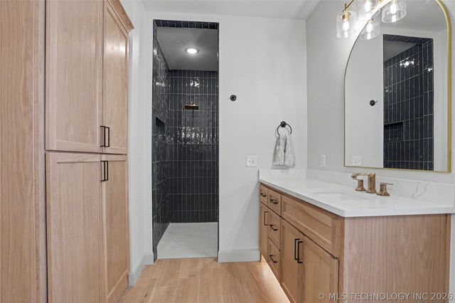 16014 N Memorial Drive, Collinsville, OK 74021
