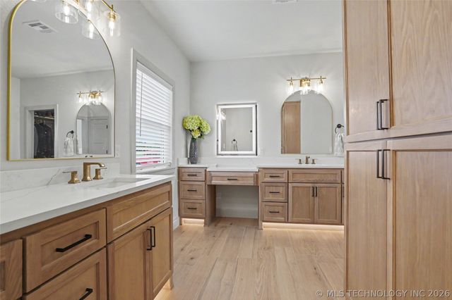 16014 N Memorial Drive, Collinsville, OK 74021