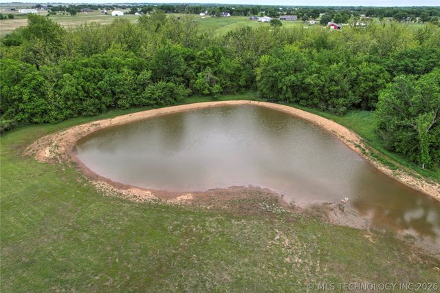 16014 N Memorial Drive, Collinsville, OK 74021