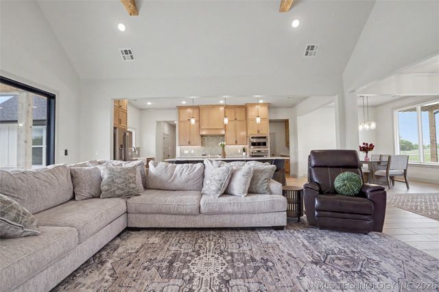 16014 N Memorial Drive, Collinsville, OK 74021