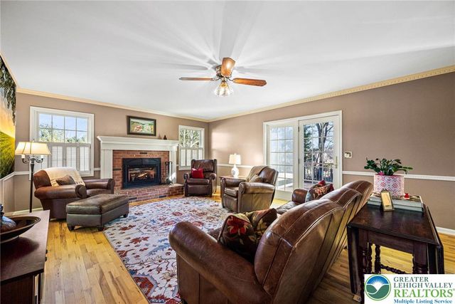 6335 Red Fox, Upper Saucon Twp, PA 18036