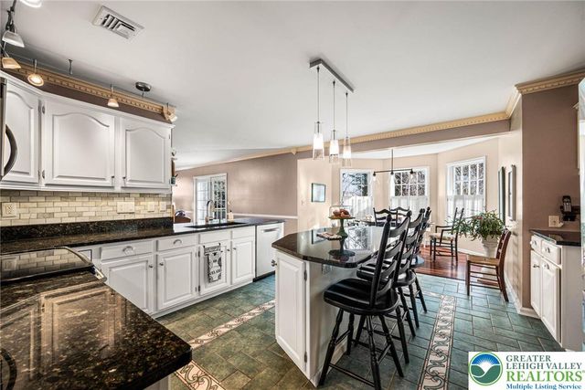 6335 Red Fox, Upper Saucon Twp, PA 18036