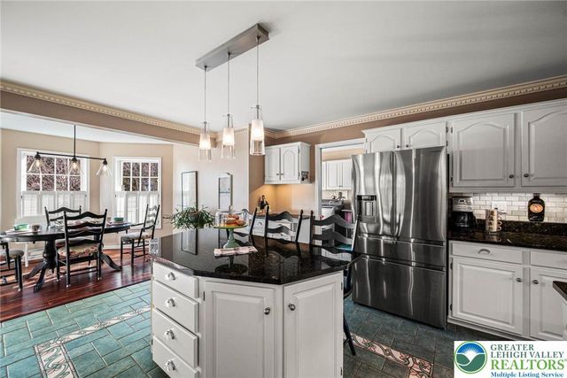 6335 Red Fox, Upper Saucon Twp, PA 18036