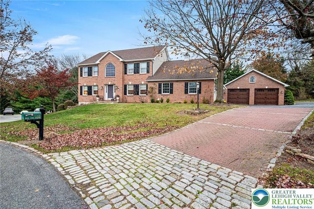 6335 Red Fox, Upper Saucon Twp, PA 18036