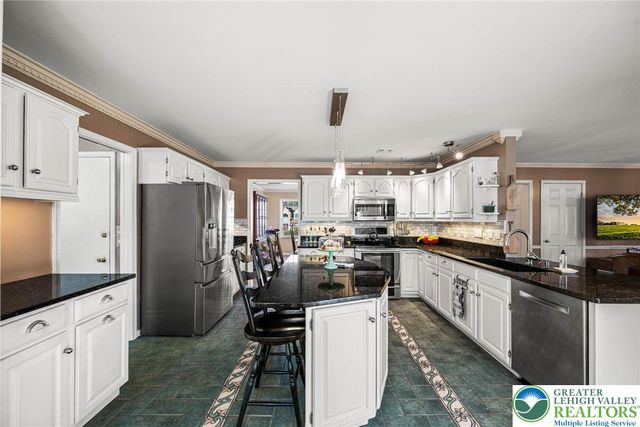 6335 Red Fox, Upper Saucon Twp, PA 18036