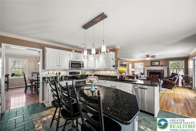 6335 Red Fox, Upper Saucon Twp, PA 18036