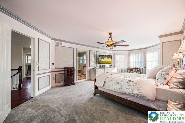 6335 Red Fox, Upper Saucon Twp, PA 18036