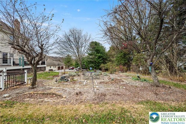 6335 Red Fox, Upper Saucon Twp, PA 18036