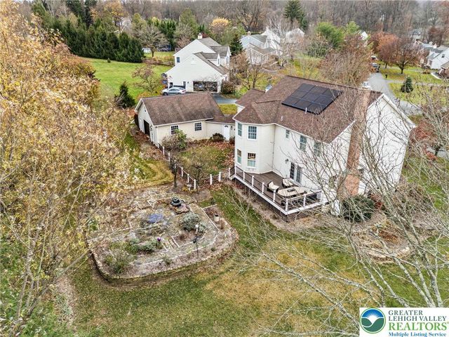 6335 Red Fox, Upper Saucon Twp, PA 18036