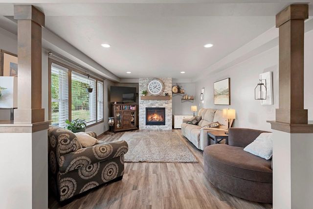 2503 REMINGTON ROAD, Green Bay, WI 54302