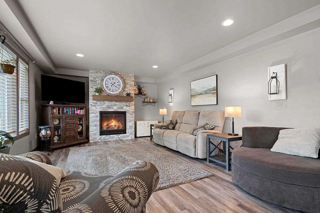 2503 REMINGTON ROAD, Green Bay, WI 54302