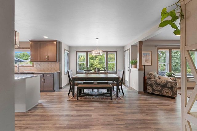 2503 REMINGTON ROAD, Green Bay, WI 54302