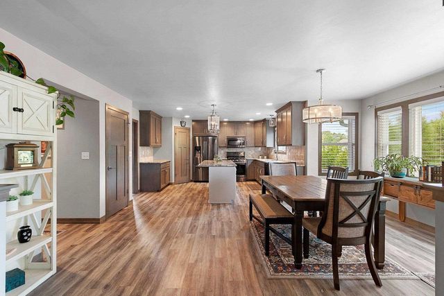 2503 REMINGTON ROAD, Green Bay, WI 54302