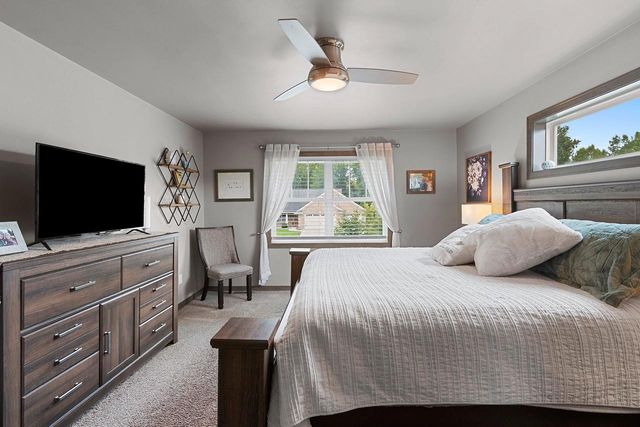 2503 REMINGTON ROAD, Green Bay, WI 54302