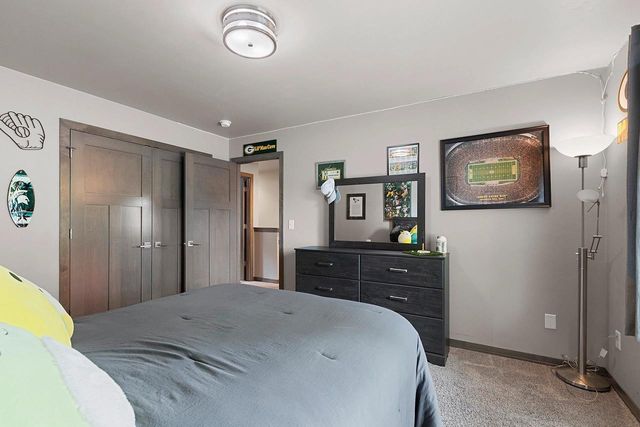 2503 REMINGTON ROAD, Green Bay, WI 54302