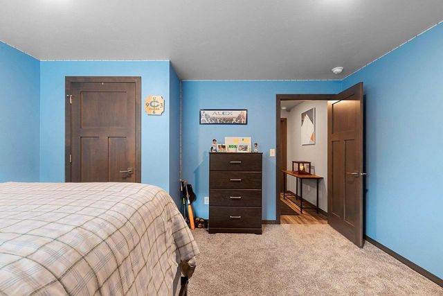 2503 REMINGTON ROAD, Green Bay, WI 54302