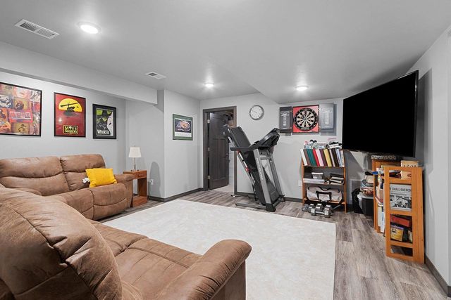 2503 REMINGTON ROAD, Green Bay, WI 54302