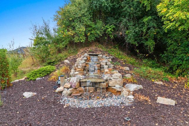 2503 REMINGTON ROAD, Green Bay, WI 54302