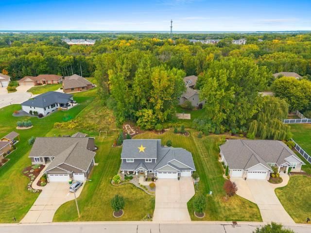 2503 REMINGTON ROAD, Green Bay, WI 54302