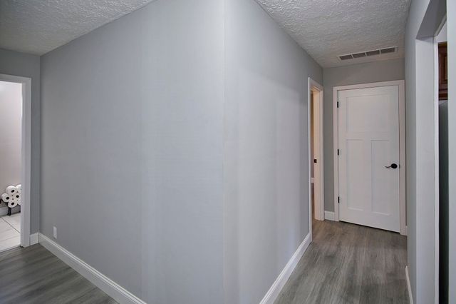 2049 Buff Creek Road, Hurricane, WV 25526