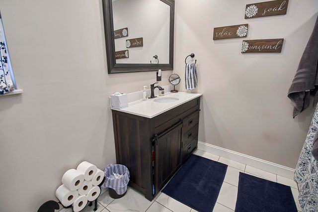 2049 Buff Creek Road, Hurricane, WV 25526