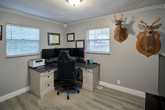 2049 Buff Creek Road, Hurricane, WV 25526