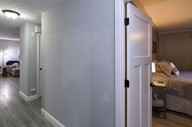 2049 Buff Creek Road, Hurricane, WV 25526