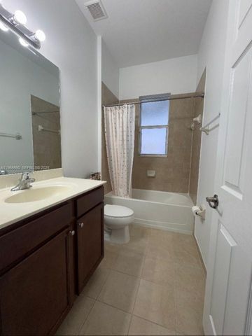 17181 SW 91st Street, Miami, FL 33196