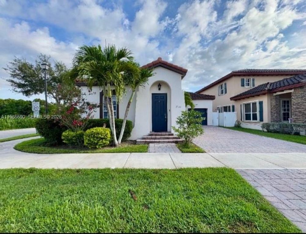 17181 SW 91st Street, Miami, FL 33196