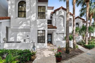 2359 TREASURE ISLE Drive 31, Palm Beach Gardens, FL 33410